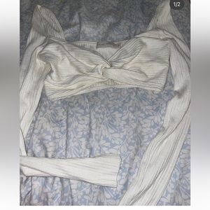 Size small white top